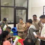 एसएसपी देहरादून के निर्देशों पर “ड्रग्स फ्री कैम्पस” अभियान के तहत दून पुलिस की बड़ी कार्यवाही, क्लेमेंटाउन क्षेत्र में निजी शिक्षण संस्थान से बिना पूर्व सूचना के औचक निरीक्षण हेतु पहुँची ANTF व डाक्टरों की सयुक्त टीमें, 100 छात्र-छात्राओं का रेंडमली ड्रग्स किट से किया गया यूरिन टेस्ट